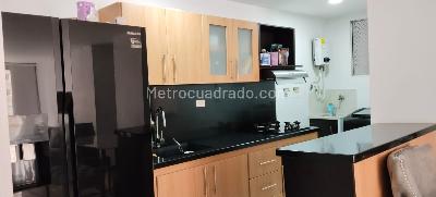 Apartamento de 3 alcobas en venta en Medellin, Medellín, 98 m² · foto 2 de 10