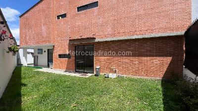 Casa de 4 alcobas en venta en Rionegro, Rionegro, 230 m² · foto 2 de 20