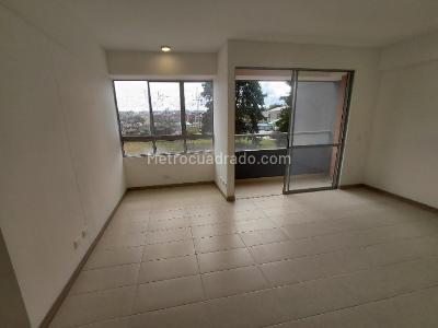 Apartamento de 3 alcobas en venta en El Porvenir, Rionegro, 70 m² · foto 4 de 17