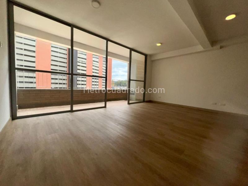 3BR Apartment in Barro Blanco (77 m²) - 3