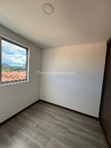 Apartamento de 3 alcobas en venta en San Antonio De Pereira, Rionegro, 87 m² · foto 14 de 20