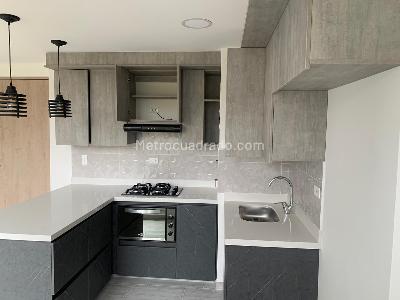 Apartamento de 2 alcobas en venta en Fontibon, Rionegro, 57 m² · foto 2 de 15
