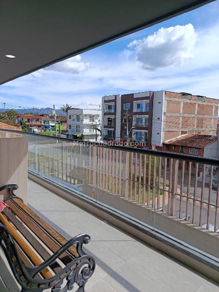 2BR Apartment in Los Colegios (82 m²) - 2