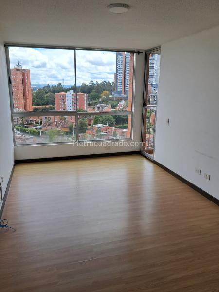 2BR Apartment in Los Colegios (59 m²) - 3