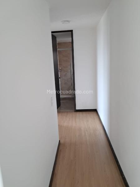 2BR Apartment in Los Colegios (59 m²) - 5