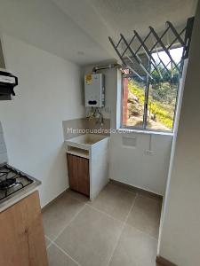 Apartamento de 2 alcobas en venta en Fontibon, Rionegro, 60 m² · foto 13 de 18