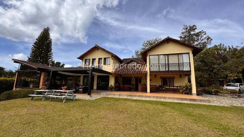 Casa – El Retiro, Oriente - Vista 2