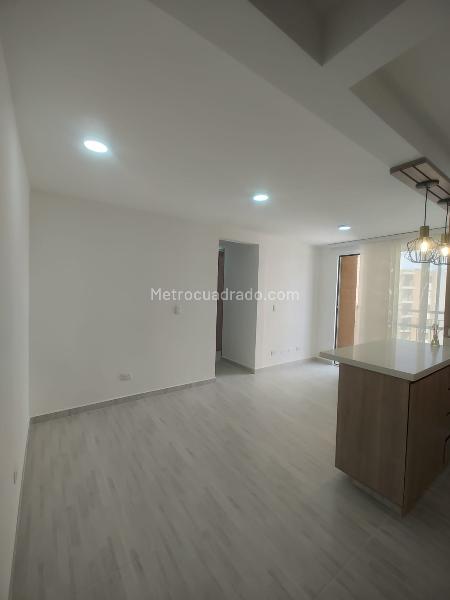 2BR Apartment in Rionegro (49 m²) - 4