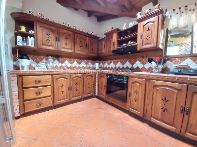 Casa de 4 alcobas en venta en Llano Grande, Rionegro, 1268 m² · foto 6 de 10
