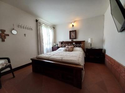 Casa de 4 alcobas en venta en Llano Grande, Rionegro, 1268 m² · foto 8 de 10