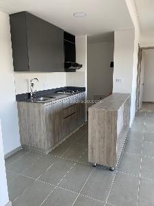 Apartamento de 2 alcobas en venta en Rionegro, Rionegro, 69 m² · foto 2 de 9
