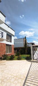 Casa de 5 alcobas en venta en El Porvenir, Rionegro, 455 m² · foto 4 de 20