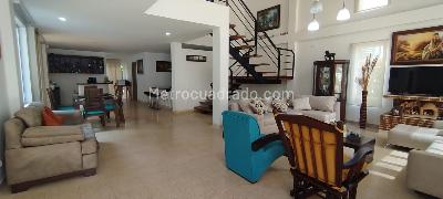 Casa de 5 alcobas en venta en El Porvenir, Rionegro, 455 m² · foto 6 de 20