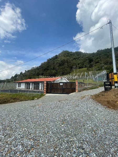 4BR House in Rionegro (172 m²) - 2