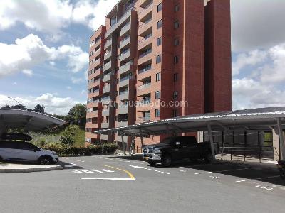 Apartamento de 1 alcoba en venta en San Antonio De Pereira, Rionegro, 66 m² · foto 2 de 13