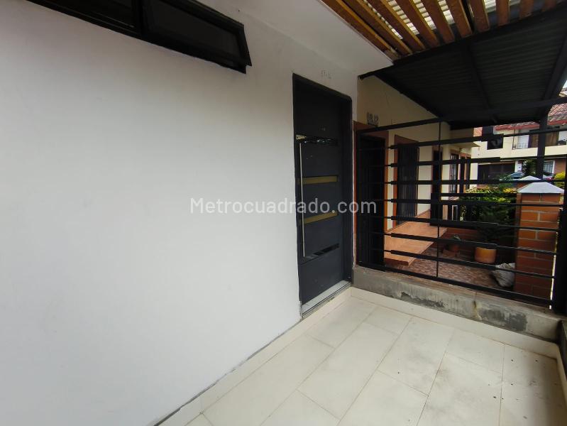 1BR Apartment in El Porvenir (30 m²) - 3