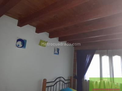 Casa de 4 alcobas en venta en Rionegro, Rionegro, 72 m² · foto 2 de 7