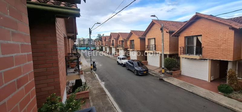 4BR House in Rionegro (150 m²) - 3