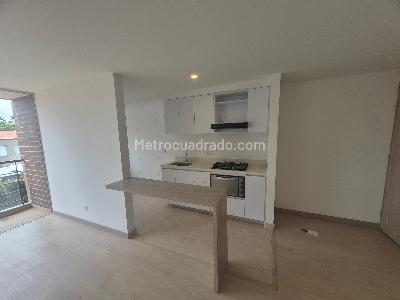 Apartamento de 2 alcobas en arriendo en Cimarronas, Rionegro, 66 m² · foto 3 de 20