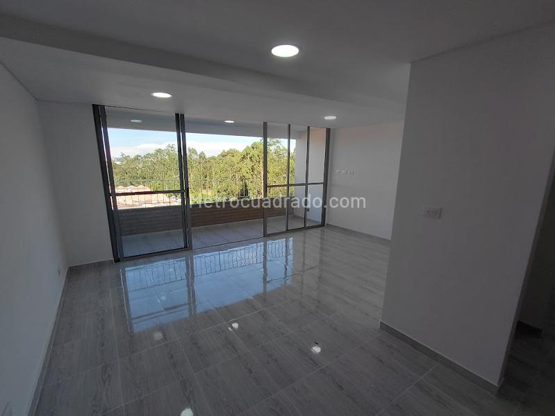 3BR Apartment in Barro Blanco (76 m²) - 2