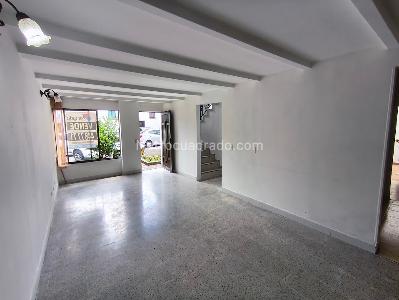 Casa de 5 alcobas en venta en Envigado, Envigado, 190 m² · foto 9 de 20