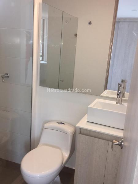 3BR Apartment in El Retiro (77 m²)