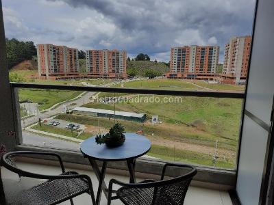 Apartamento de 2 alcobas en venta en Barro Blanco, Rionegro, 69 m² · foto 2 de 10