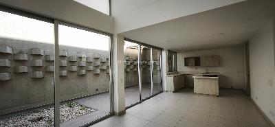 Casa de 3 alcobas en venta en San Antonio De Pereira, Rionegro, 160 m² · foto 3 de 15