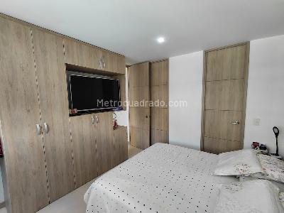 Apartamento de 2 alcobas en venta en Barro Blanco, Rionegro, 69 m² · foto 13 de 16