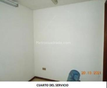 Apartamento de 3 alcobas en venta en Chico Santa Barbara, Bogotá, 157 m² · foto 10 de 18