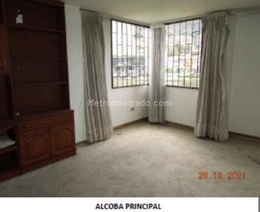 Apartamento de 3 alcobas en venta en Chico Santa Barbara, Bogotá, 157 m² · foto 13 de 18