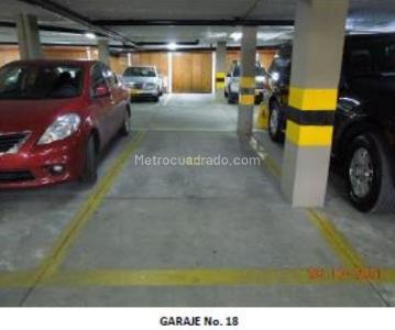 Apartamento de 3 alcobas en venta en Chico Santa Barbara, Bogotá, 157 m² · foto 18 de 18