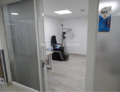 Casa de 5 alcobas en venta en Polo Club, Bogotá, 320 m² · foto 5 de 17
