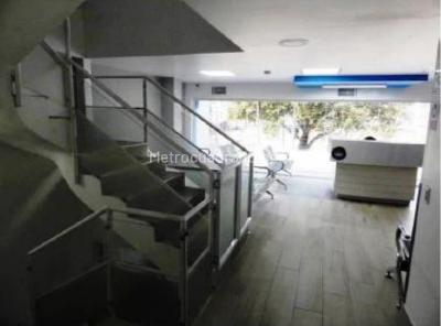 Casa de 5 alcobas en venta en Polo Club, Bogotá, 320 m² · foto 7 de 17