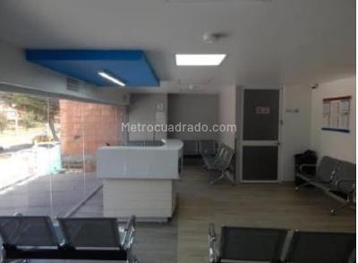 Casa de 5 alcobas en venta en Polo Club, Bogotá, 320 m² · foto 8 de 17