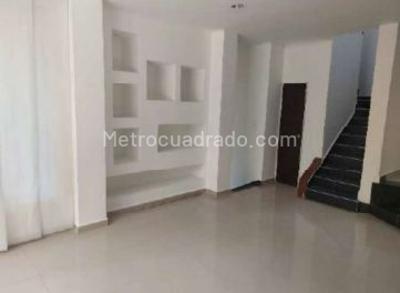 Casa de 3 alcobas en venta en Lagos Del Cacique, Bucaramanga, 307 m² · foto 4 de 15