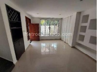 Casa de 3 alcobas en venta en Lagos Del Cacique, Bucaramanga, 307 m² · foto 8 de 15