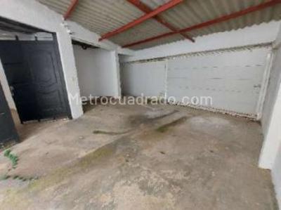Casa de 3 alcobas en venta en Lagos Del Cacique, Bucaramanga, 307 m² · foto 9 de 15