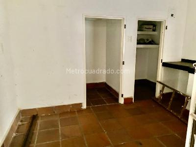 Casa de 4 alcobas en venta en Cristales, Cali, 396 m² · foto 11 de 20