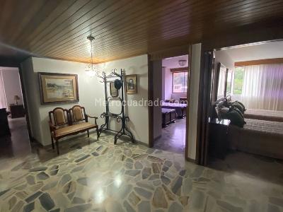 Apartamento de 3 alcobas en venta en Santa Teresita, Cali, 300 m² · foto 10 de 20