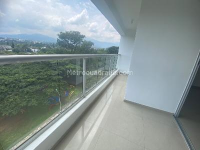 Apartamento en venta en Ciudad Jardin, Cali · foto 4 de 12
