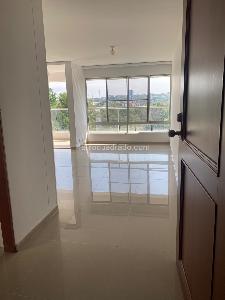 Apartamento en venta en Ciudad Jardin, Cali · foto 2 de 12
