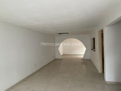 Casa de 4 alcobas en venta en Capri, Cali, 121 m² · foto 2 de 15