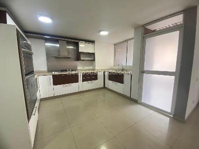 Apartamento de 4 alcobas en venta en El Peñon, Cali, 300 m² · foto 3 de 10