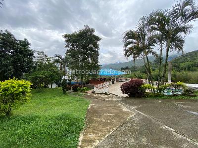 Casa de 3 alcobas en venta en Puente Blanco, Cali, 640 m² · foto 19 de 20