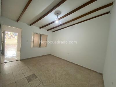 Casa de 5 alcobas en venta en Jorge Eliecer Gaitan, Cali, 300 m² · foto 16 de 18