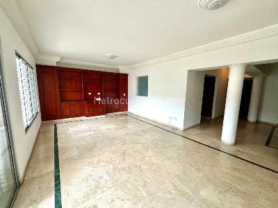 Apartamento de 3 alcobas en venta en El Ingenio Ii, Cali, 180 m² · foto 4 de 20