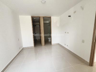 Apartamento de 2 alcobas en venta en Bochalema, Cali, 79 m² · foto 6 de 11