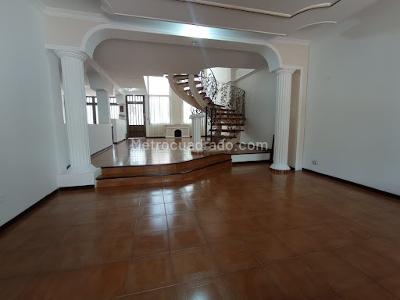 Casa de 4 alcobas en venta en Pereira, 212 m² · foto 10 de 20
