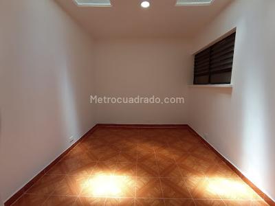 Casa de 4 alcobas en venta en Pereira, 212 m² · foto 13 de 20